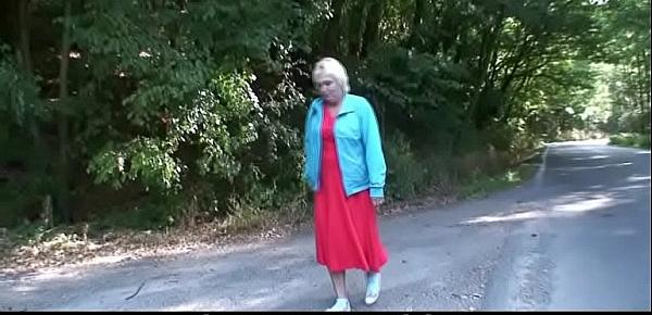  He doggy-fucks old granny right on the road-side